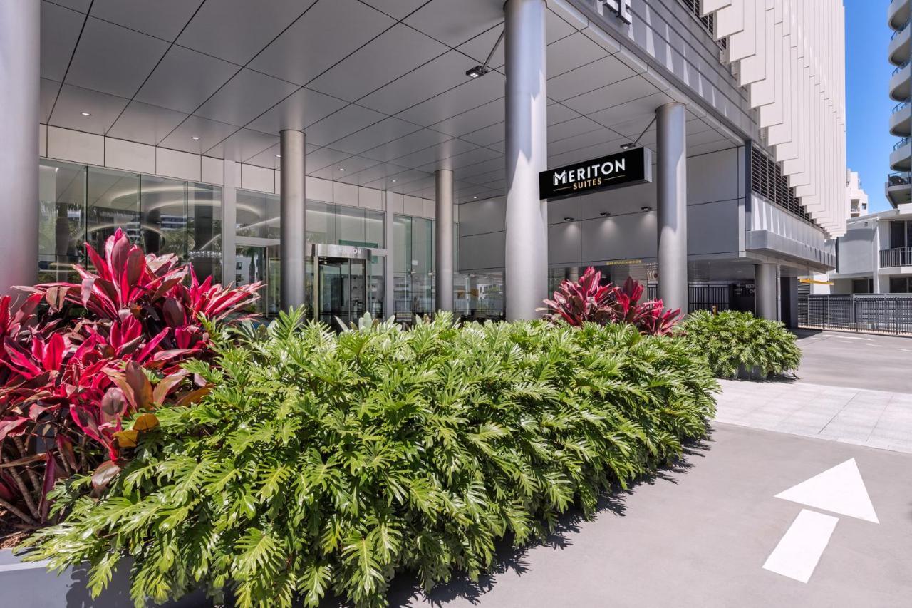 Meriton Southport Hotel