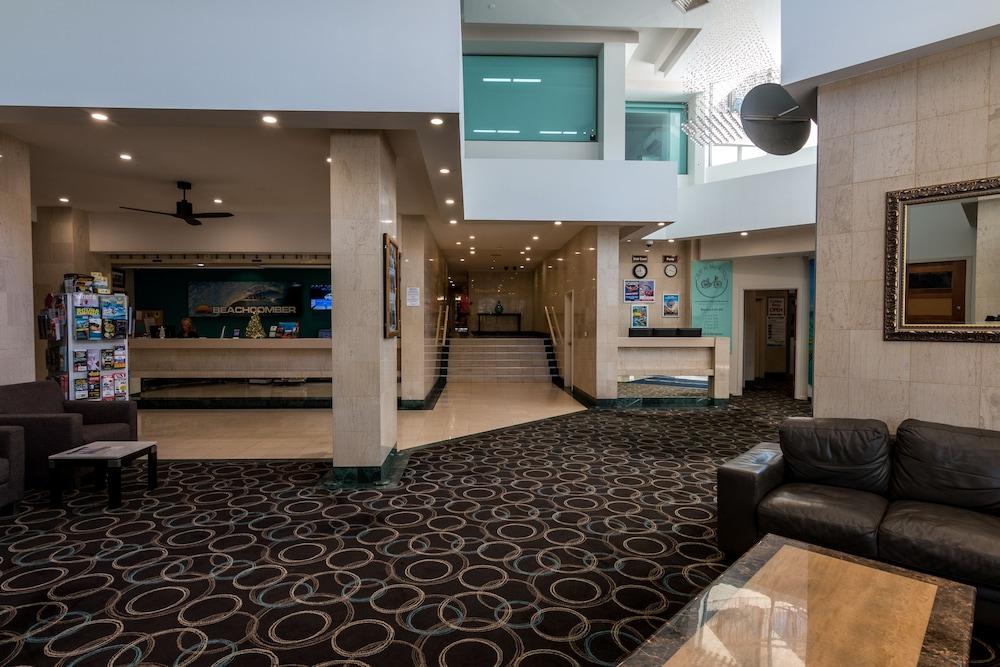 Aparthotel Beachcomber - Official