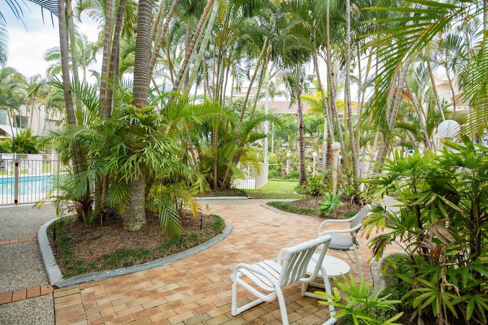 Miami Beachside Aparthotel