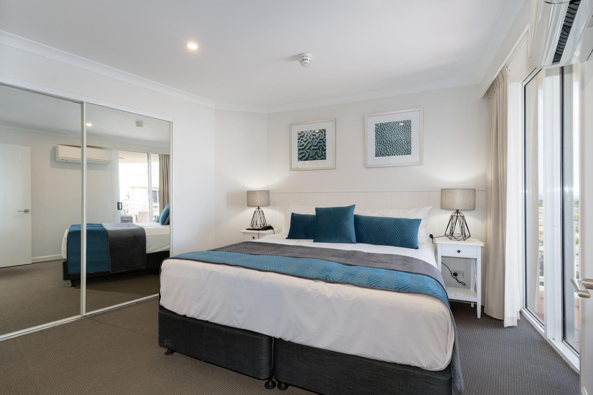 Ultiqa Burleigh Mediterranean Aparthotel