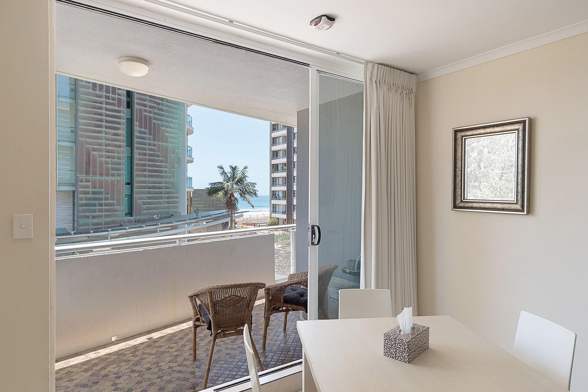 Aparthotel Carlton 3*