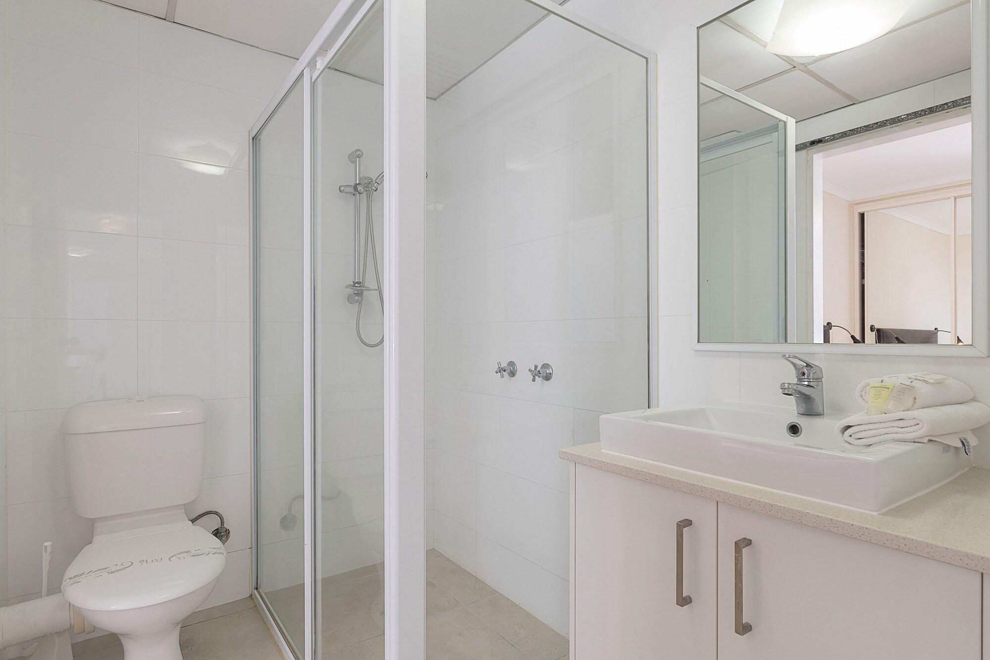 Carlton Aparthotel 3*