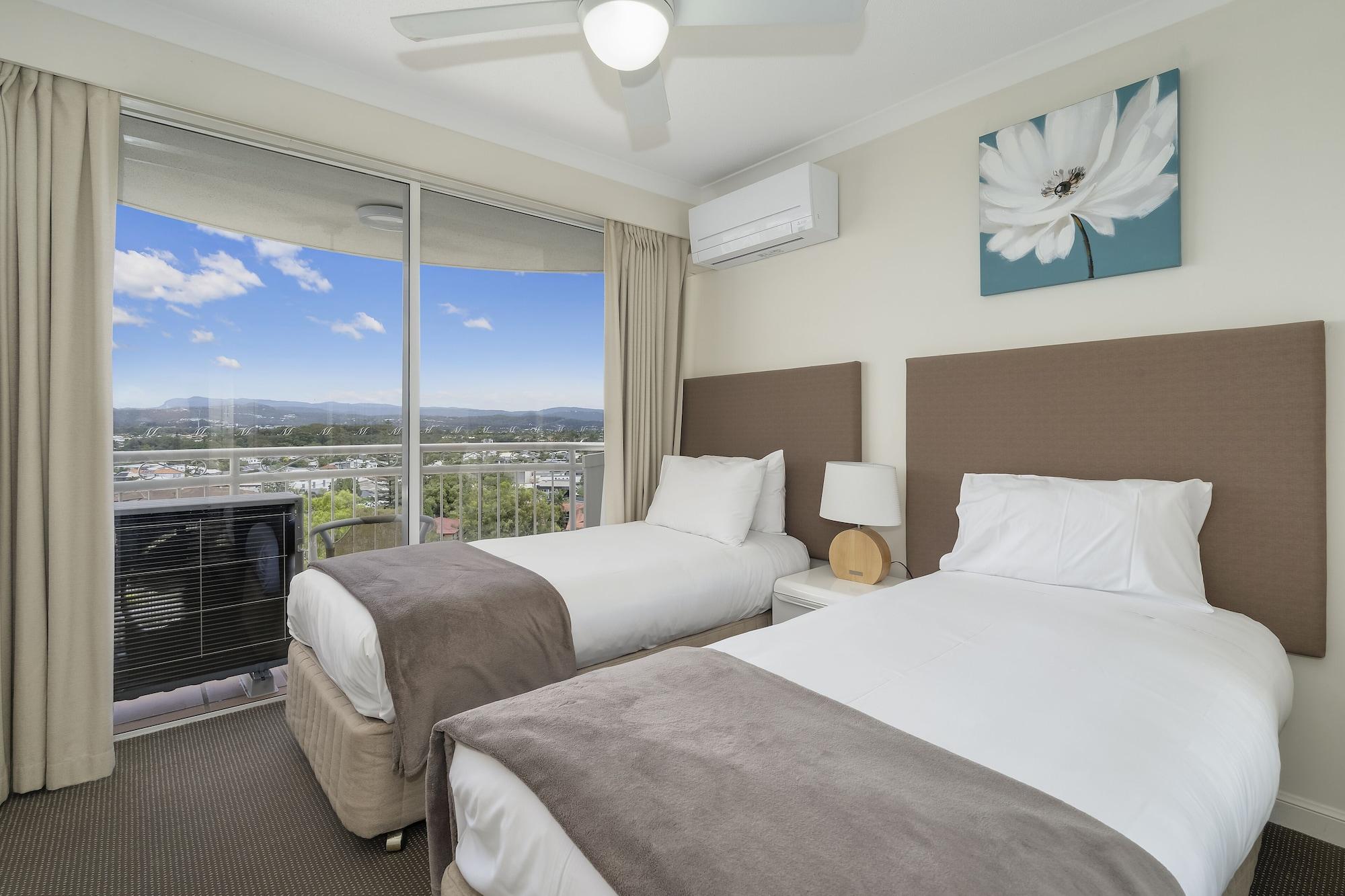 Aparthotel Ultiqa Burleigh Mediterranean 4*