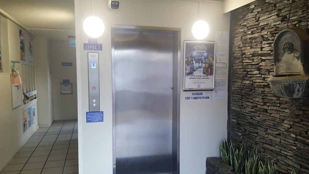 Aparthotel Wyuna Beachfront Gold Coast