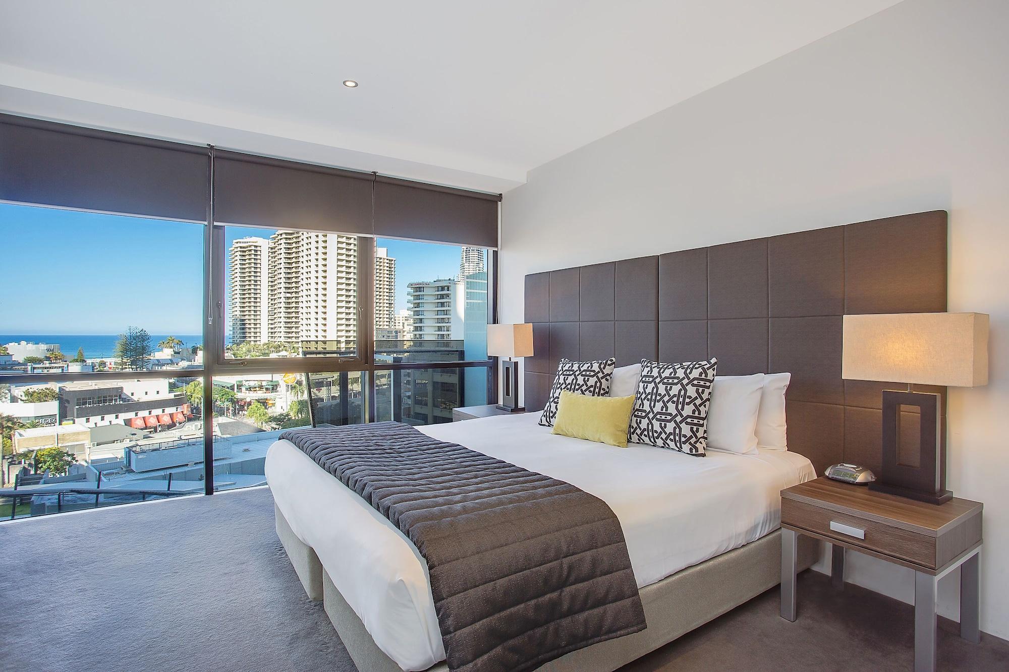 Mantra Circle On Cavill Gold Coast