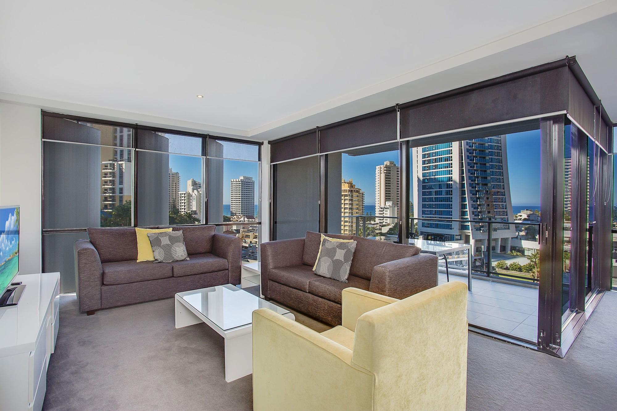 Mantra Circle On Cavill Aparthotel Gold Coast