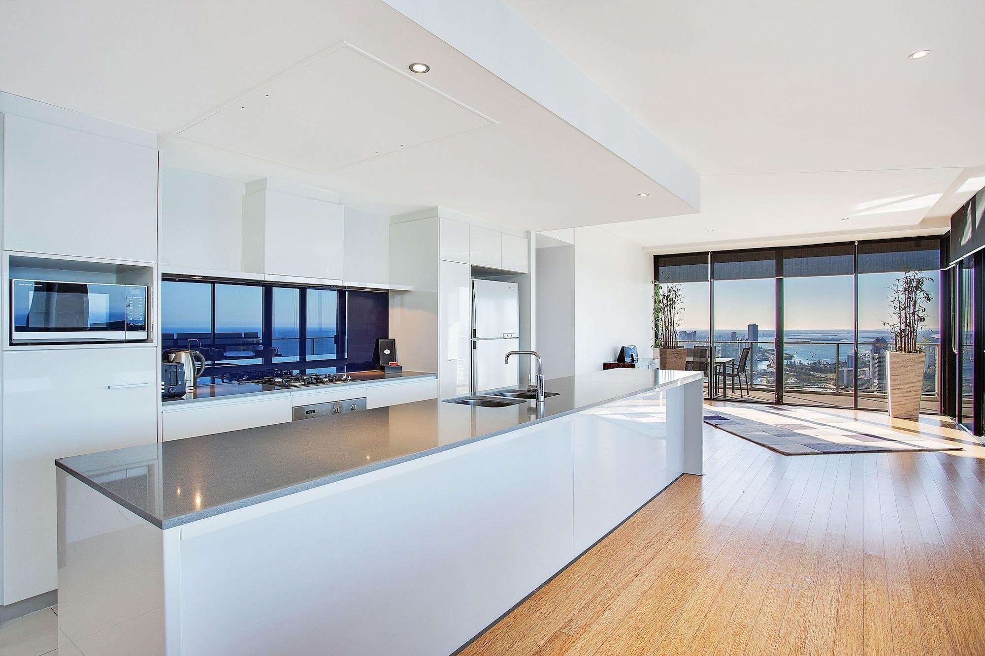 Mantra Circle On Cavill Aparthotel Gold Coast