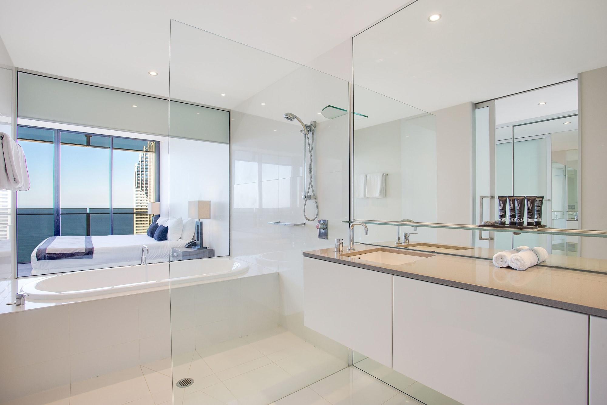 Mantra Circle On Cavill Aparthotel Gold Coast