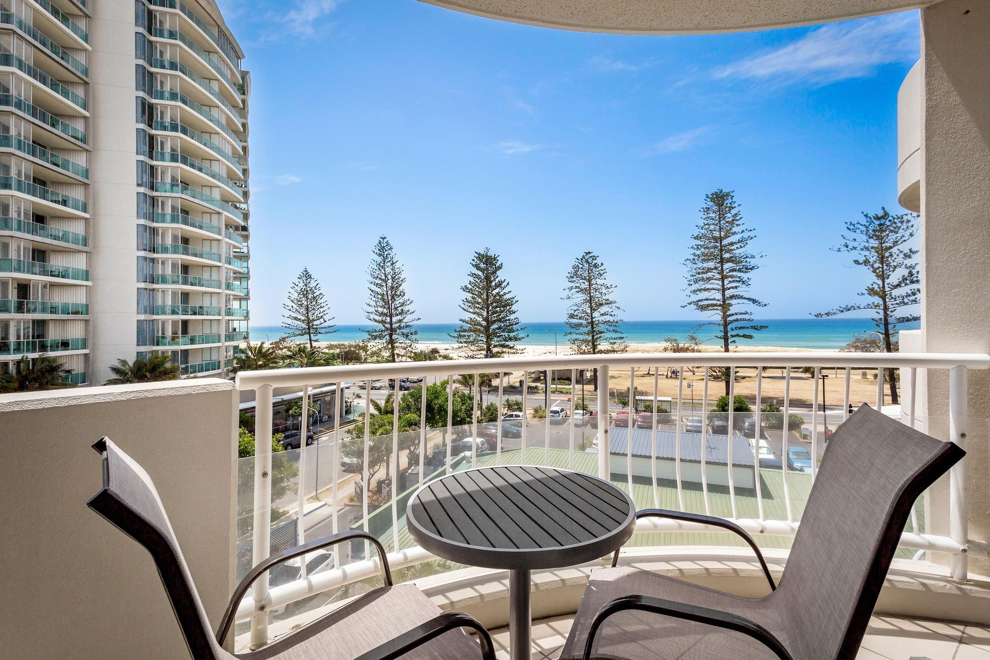 Kirra Aparthotel Gold Coast