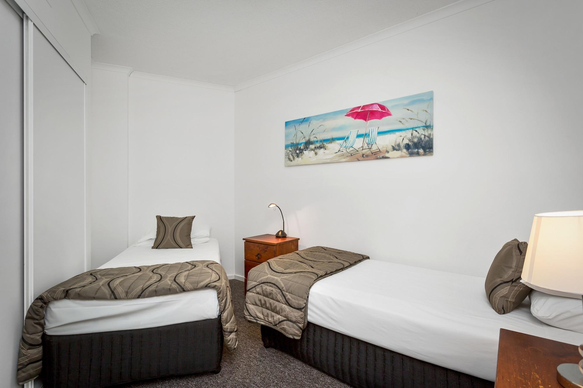 Kirra Aparthotel