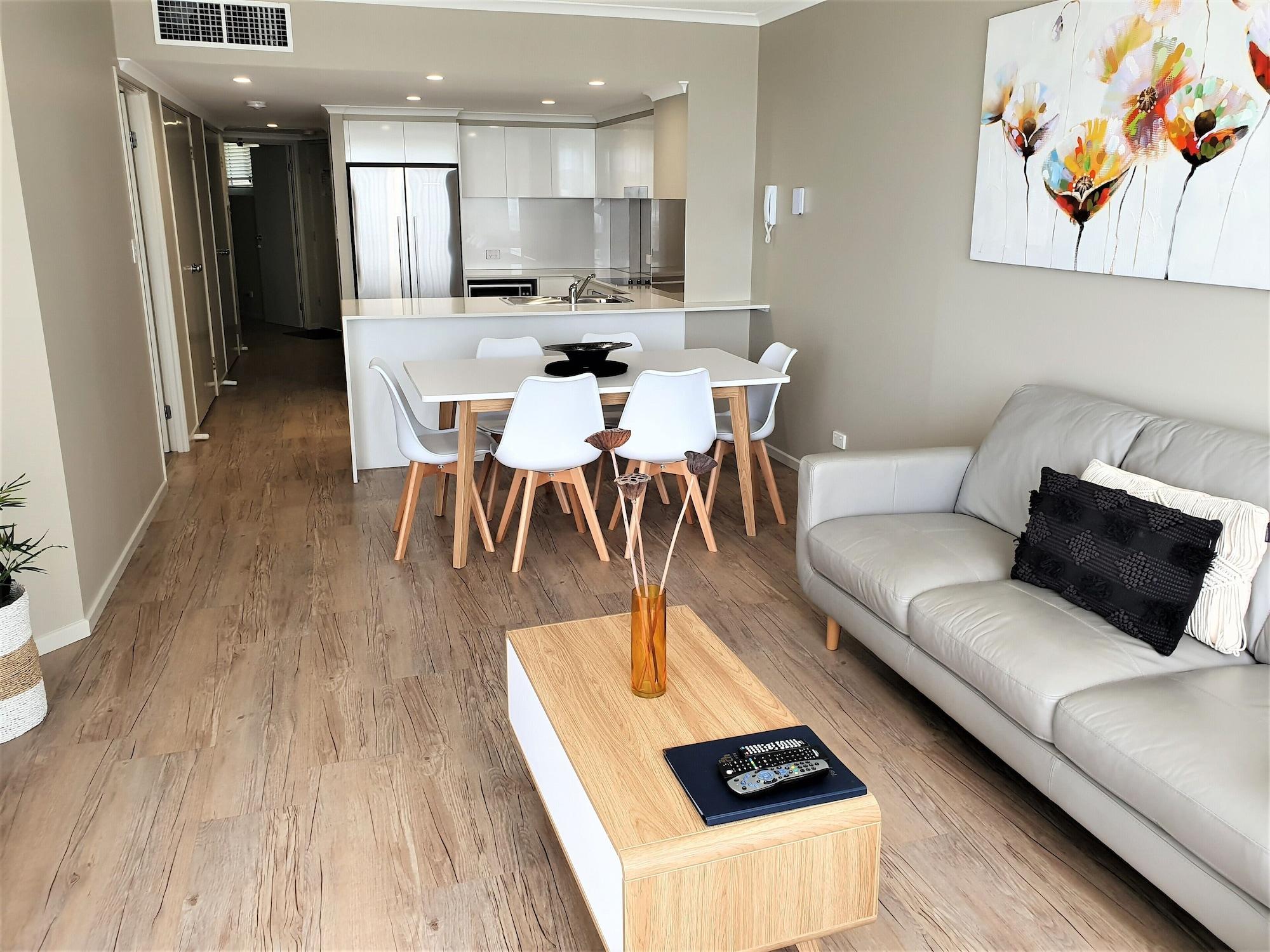 Kirra Aparthotel 4*