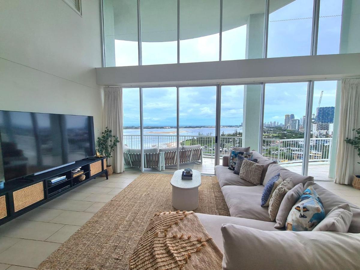 Aparthotel Crystal Bay On The Broadwater Gold Coast