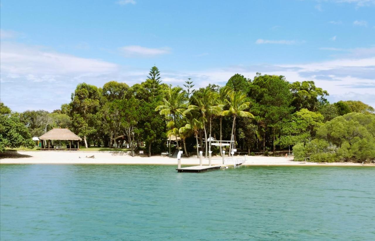 Coomera Houseboats 4* Gold Coast