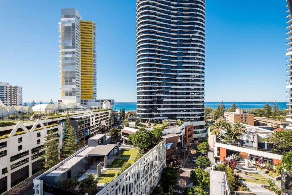 Oasis // Broadbeach