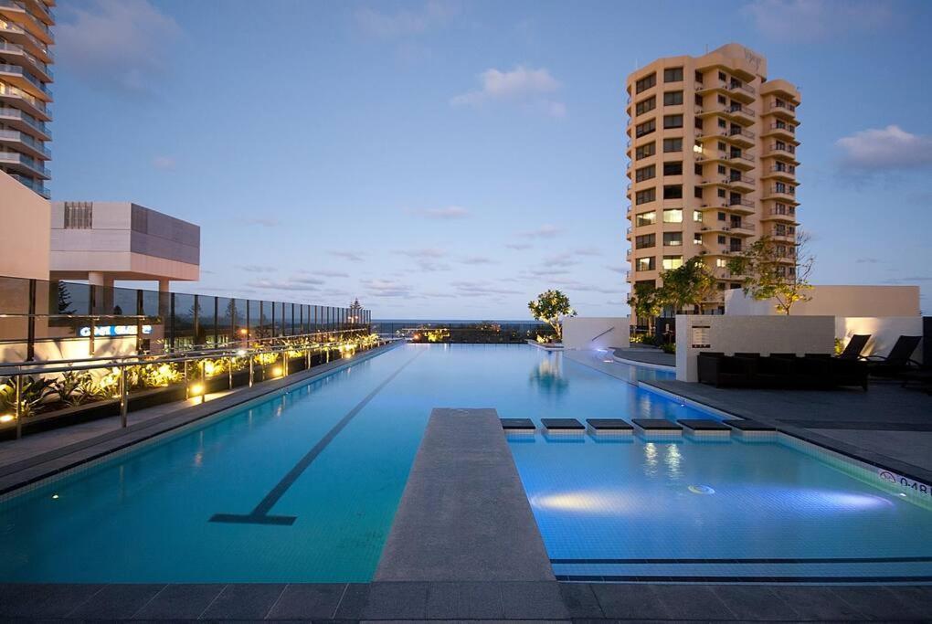 Oasis // Broadbeach Gold Coast