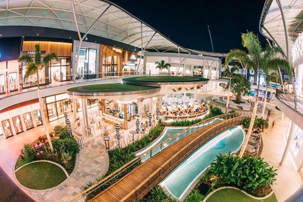 Holiday home Oasis // Broadbeach