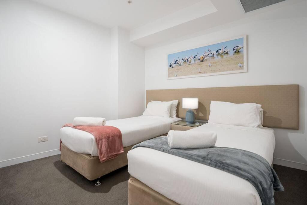 Oasis // Broadbeach Holiday home