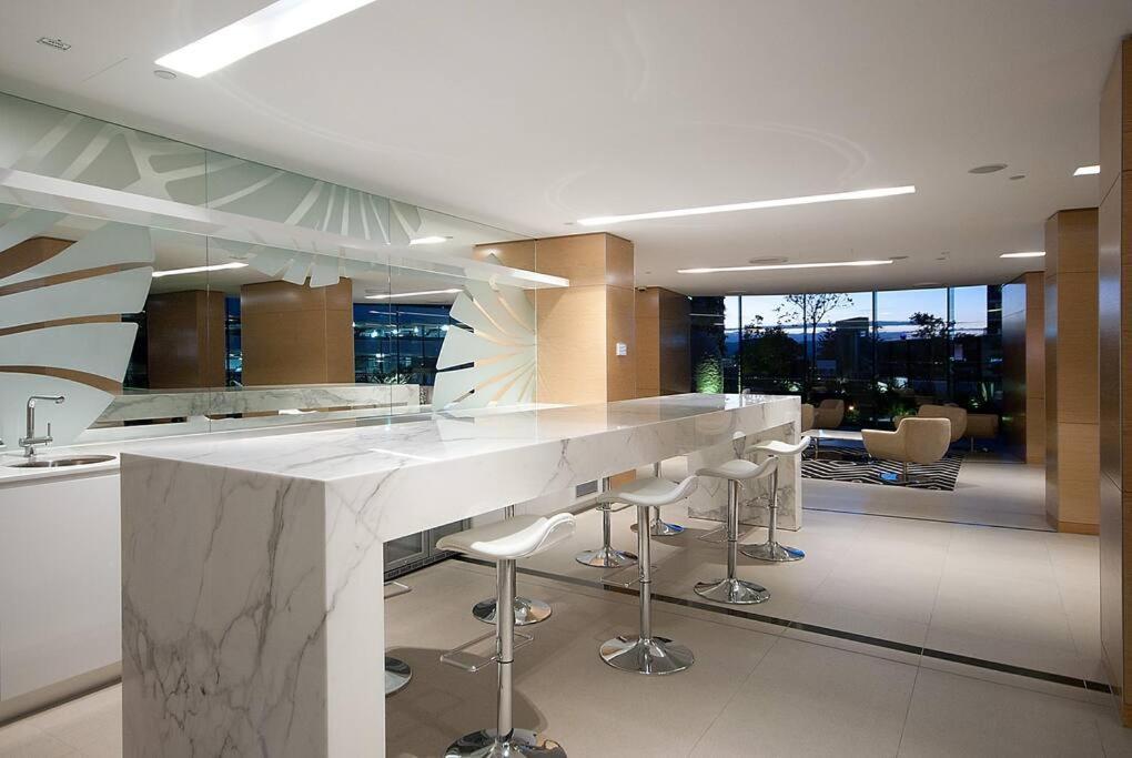 Oasis // Broadbeach Holiday home