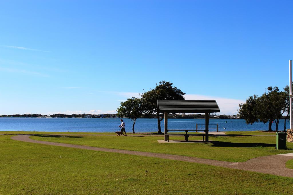 Crystal Bay On The Broadwater Gold Coast