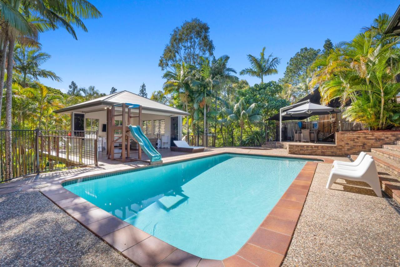Paradise Retreat With Waterfall & Pool On 2000m2 Holiday home Gold Coast