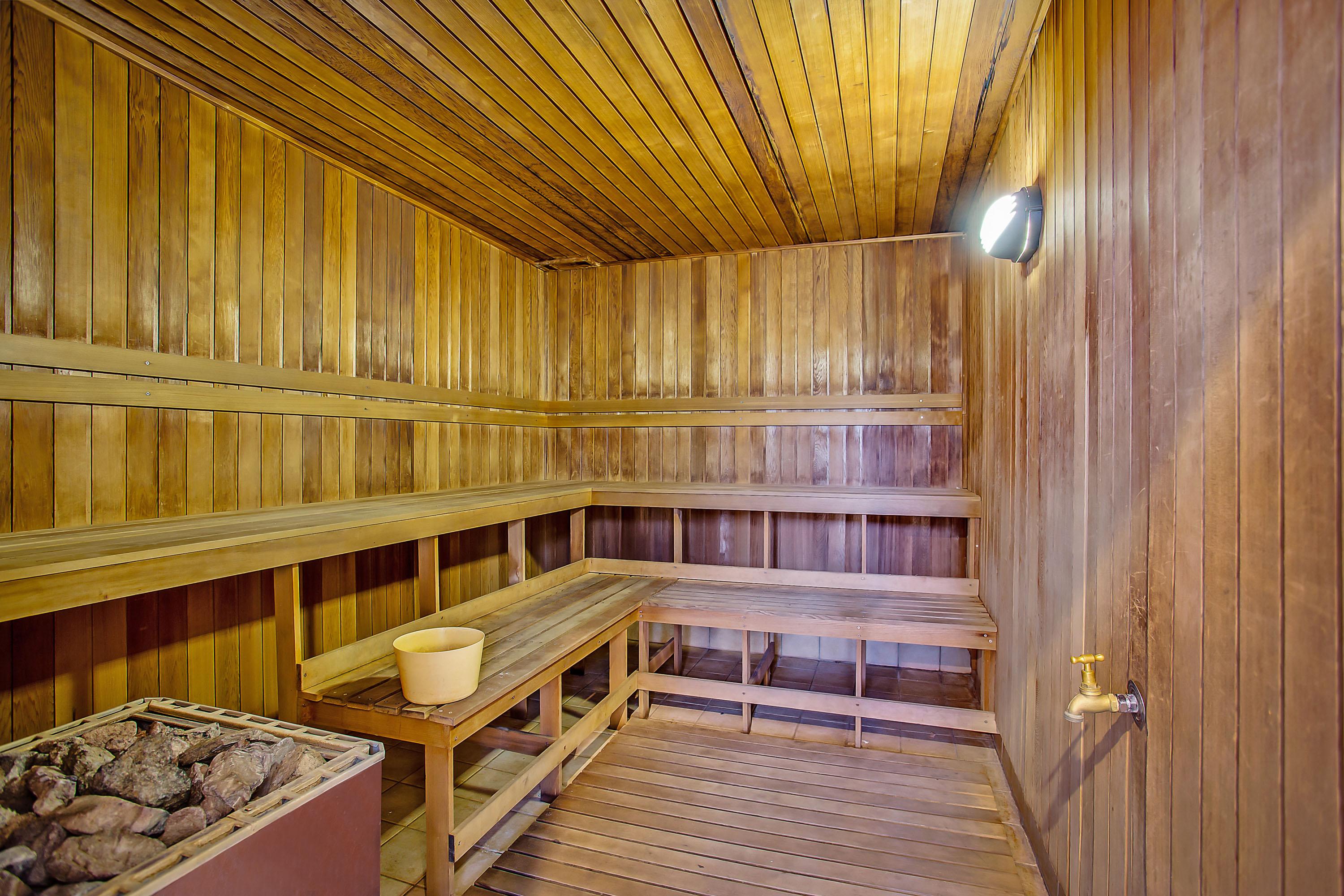 Mantra Legends Hotel 4*