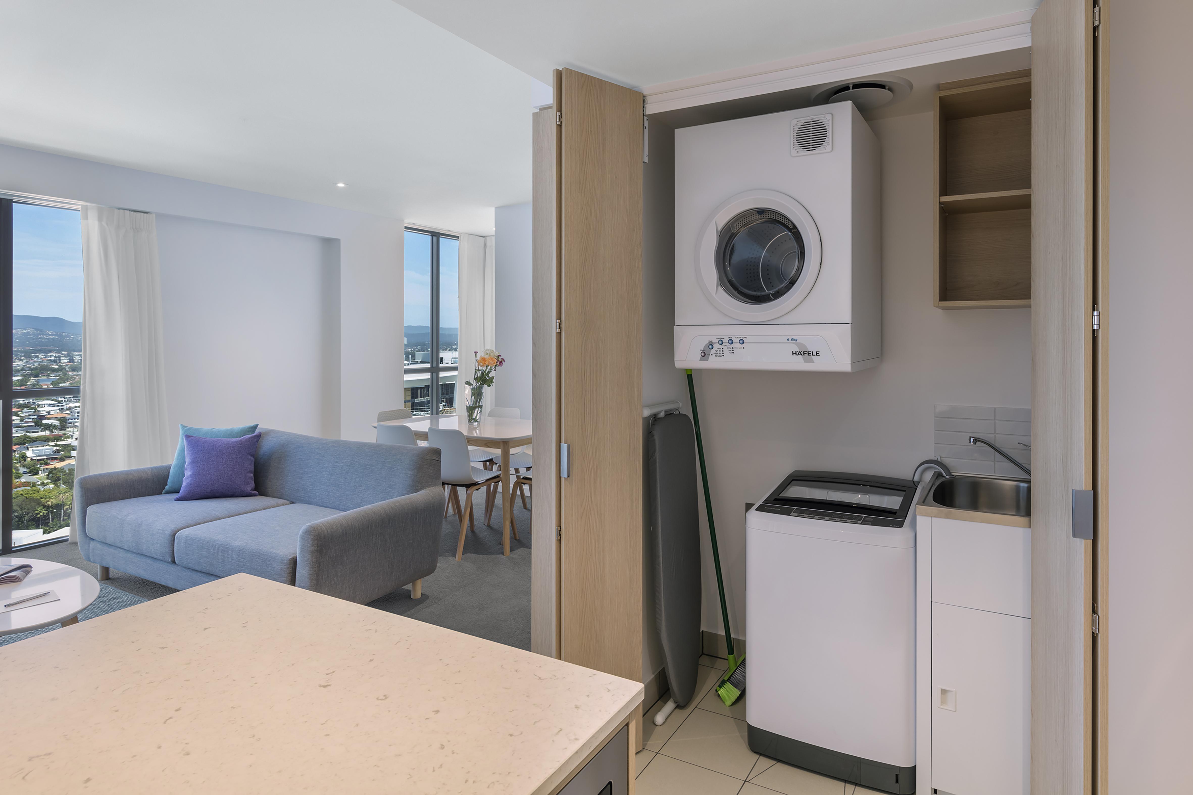 Avani Broadbeach Residences Aparthotel