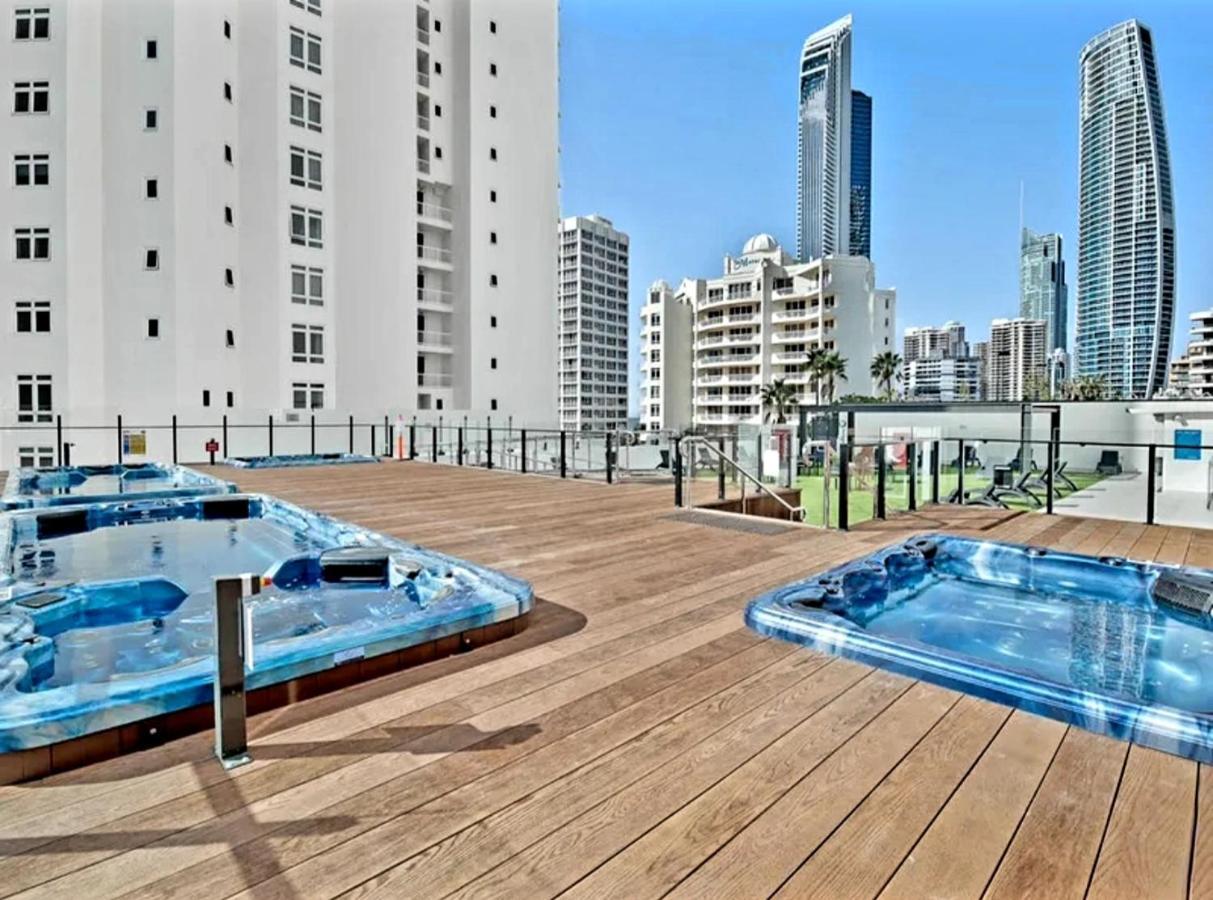 Ocean View Studio Surfers Paradise Gold Coast
