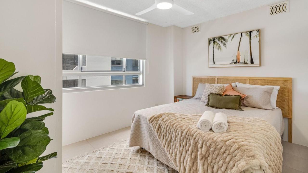 Rainbow Pacific Unit 5 Apartment *