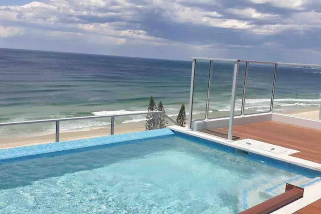 Luxury Ocean View Apartment *