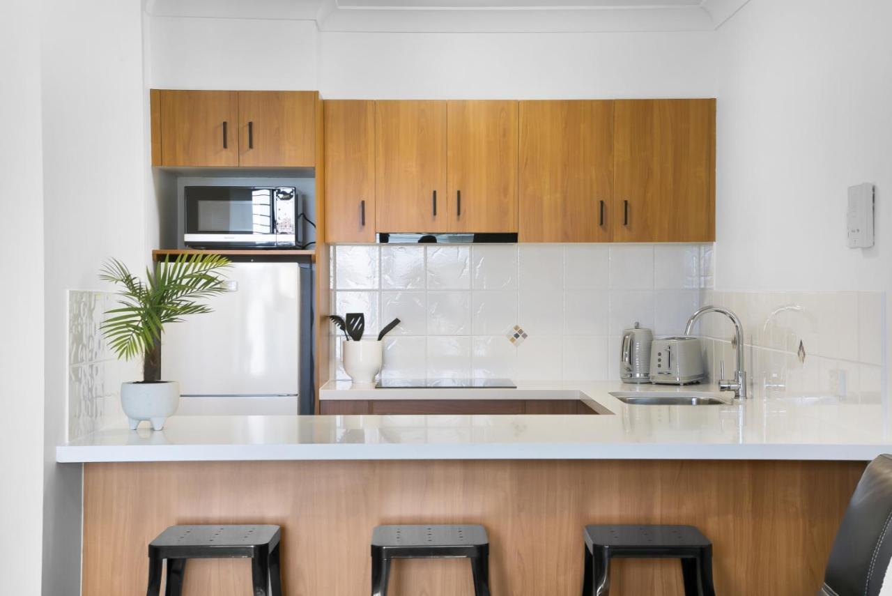 'little Mermaid' Location Walk To And Restaurants - Sleeps 4 * Gold Coast