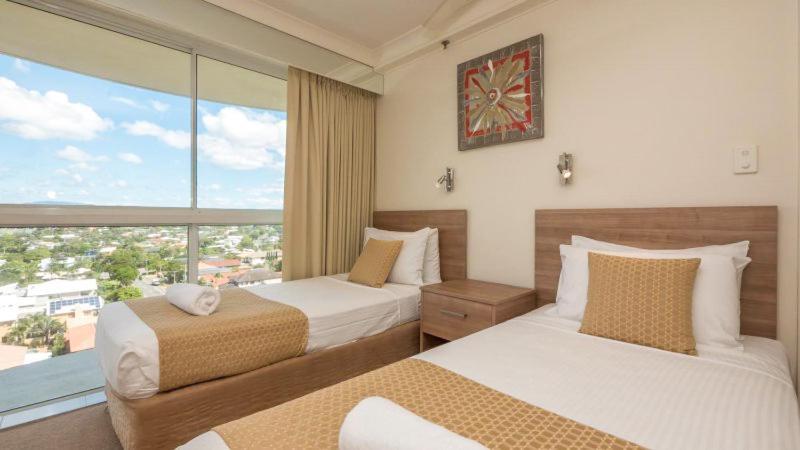Apartment 2nd Avenue - Hosted By Burleigh Letting Gold Coast