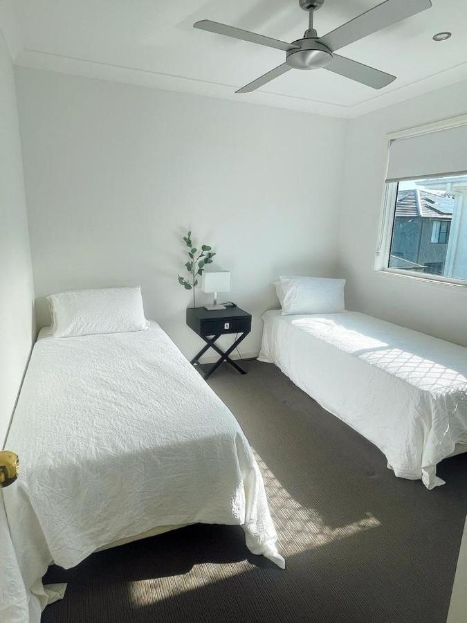 Homestay Near Helensvale Station Gold Coast