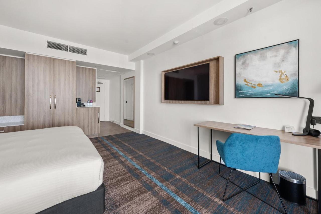 Crowne Plaza Surfers Paradise By Ihg Hotel 4*