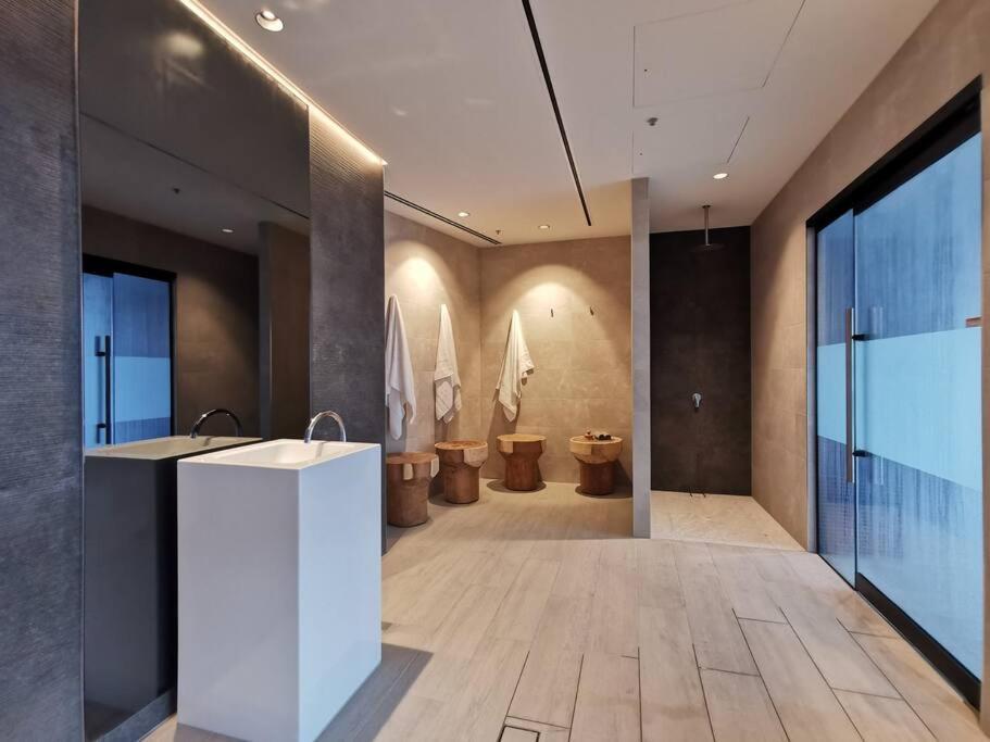 Casino Residences 1 & 2 Bedroom Gold Coast
