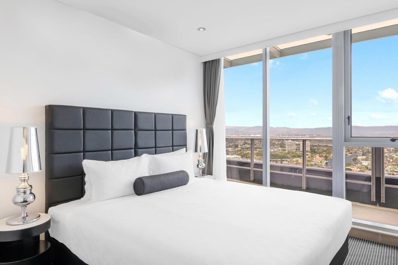 Meriton Broadbeach Gold Coast
