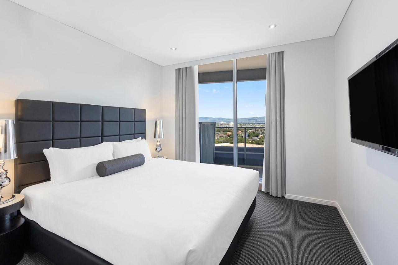 Meriton Broadbeach