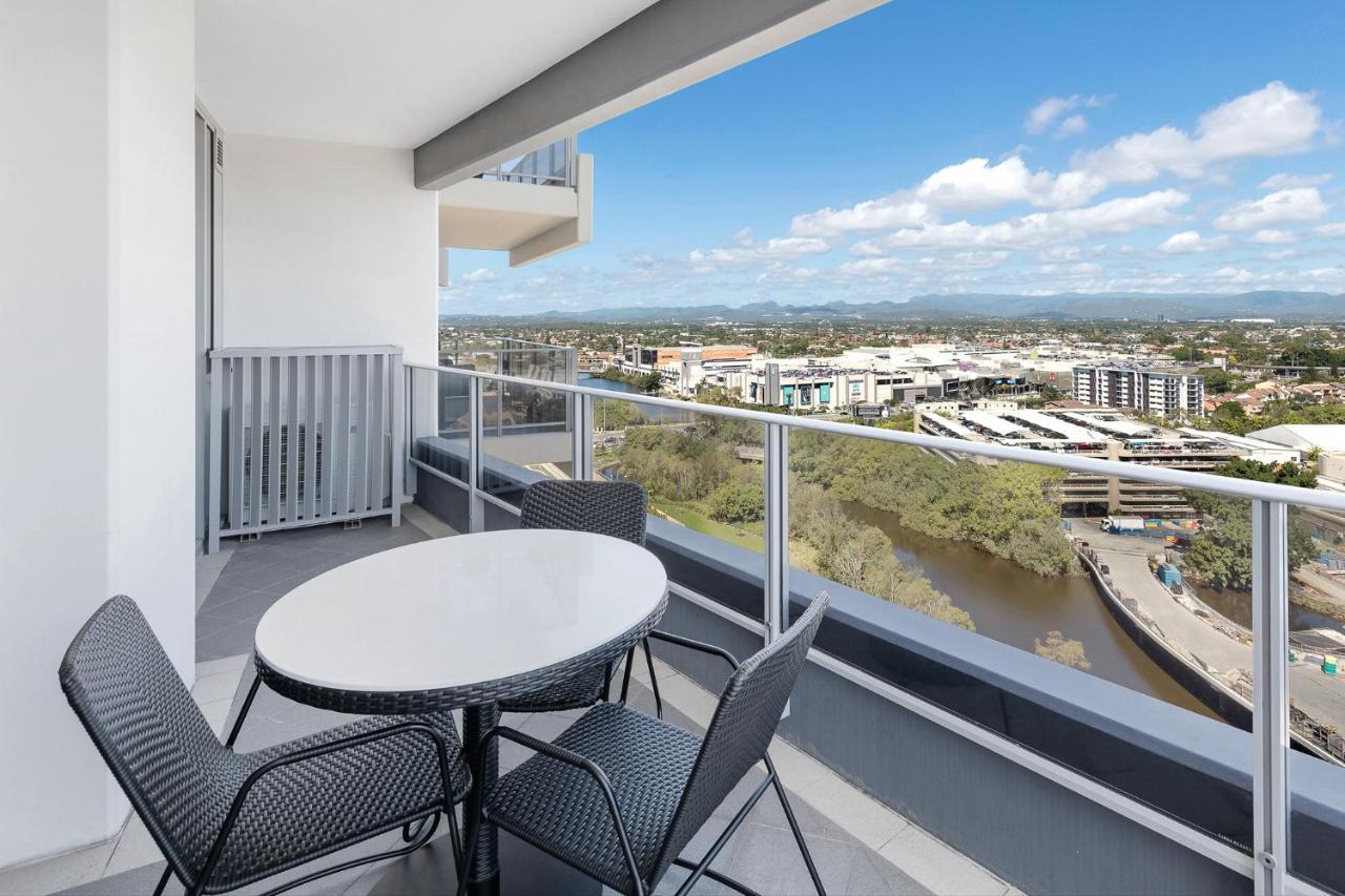 Hotel Meriton Broadbeach Gold Coast