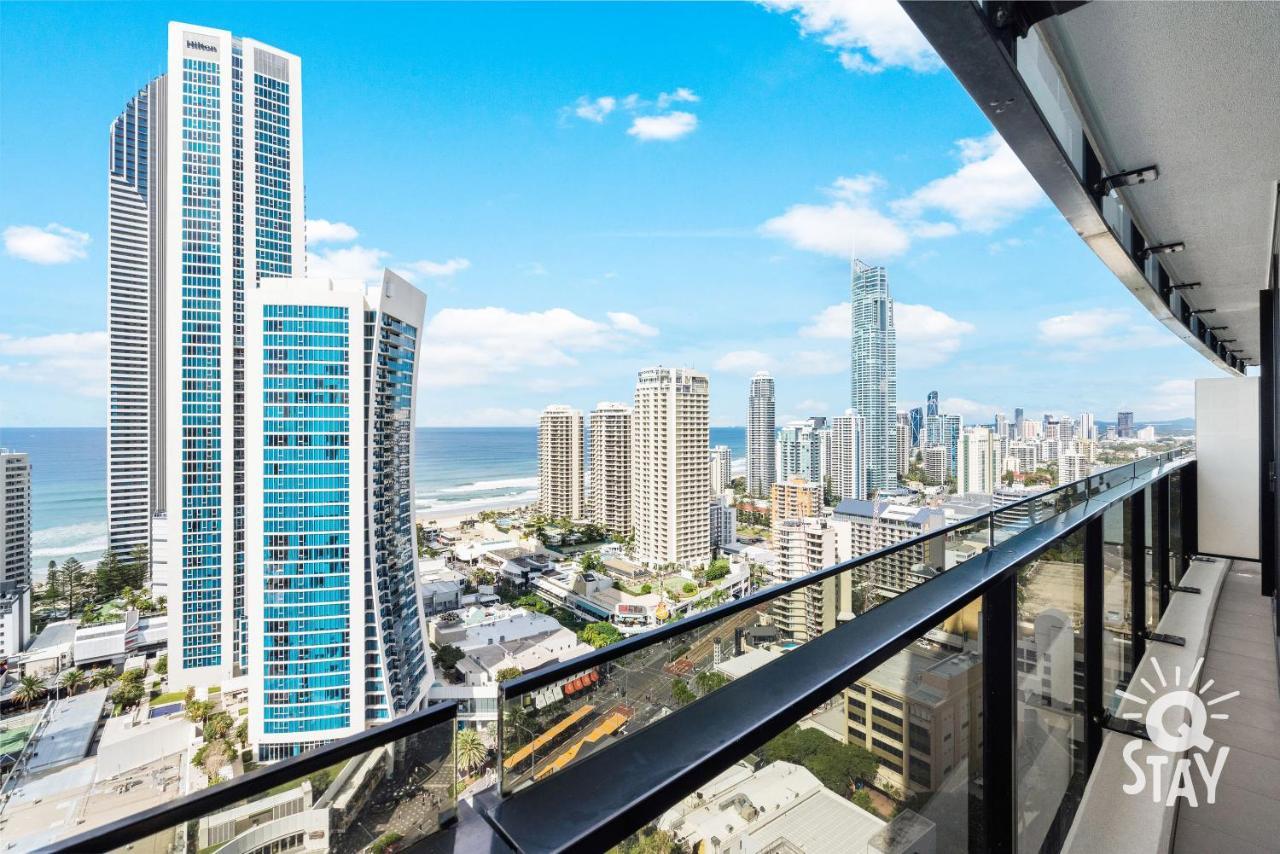 Circle On Cavill 2 Bedroom 1 Bathroom Ocean View — Q
