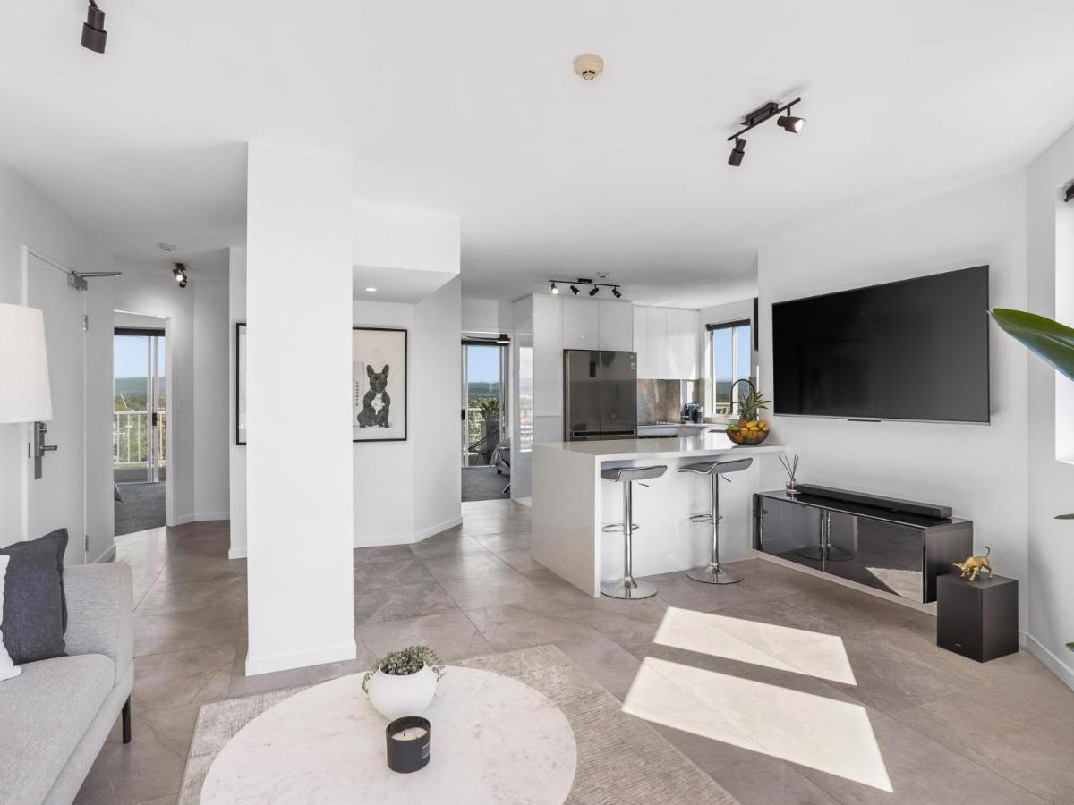 Emerald Surfers Paradise Shared Gold Coast