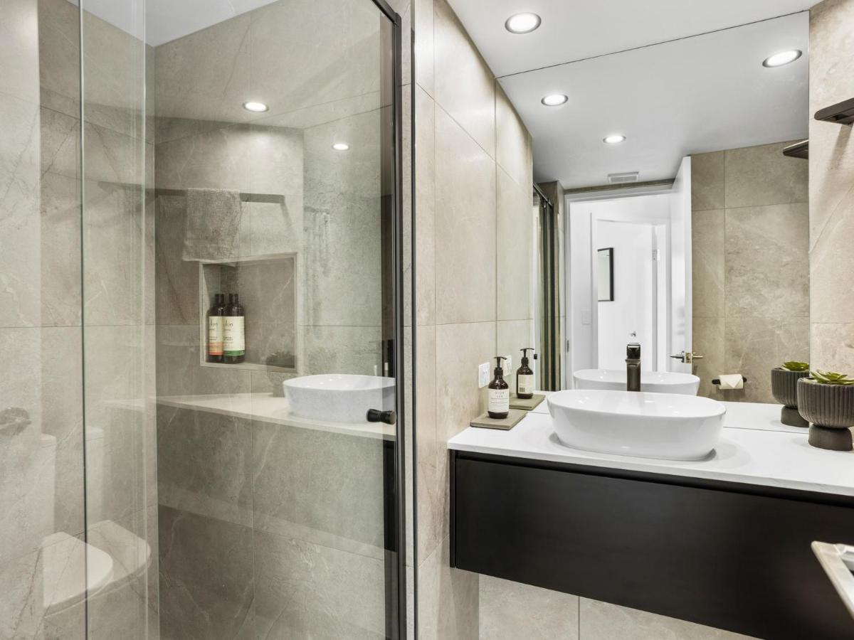 Emerald Surfers Paradise Shared Gold Coast