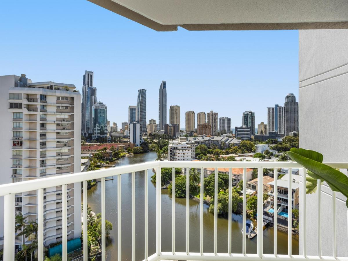Emerald Surfers Paradise Shared Hostel