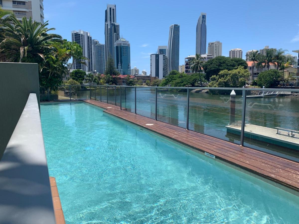 Emerald Surfers Paradise Shared Hostel Gold Coast