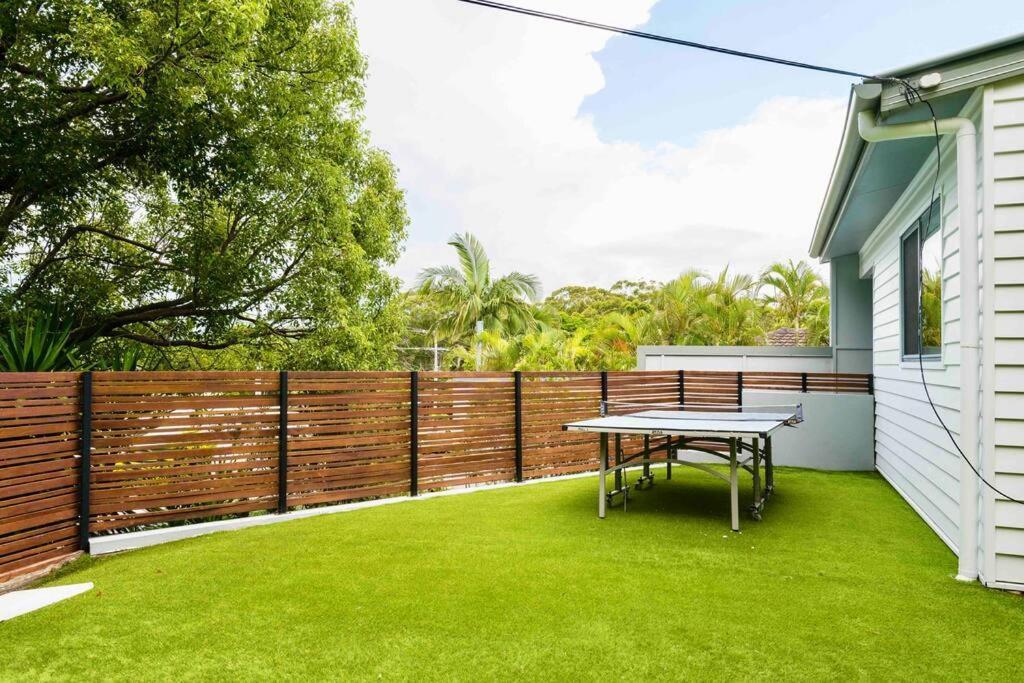 Large Tugun Modern House Minutes To The Holiday home Gold Coast