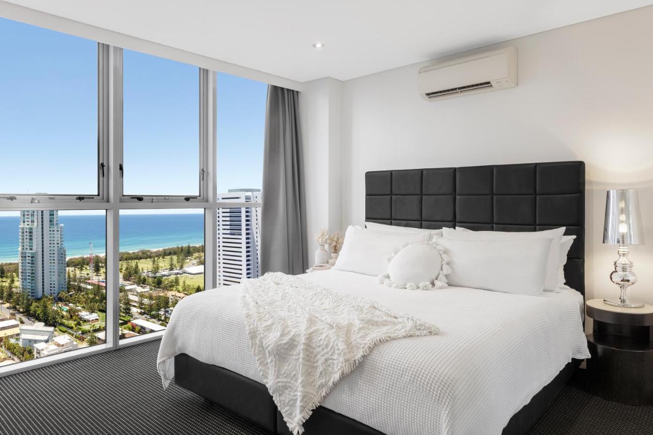 Meriton Broadbeach Hotel Gold Coast