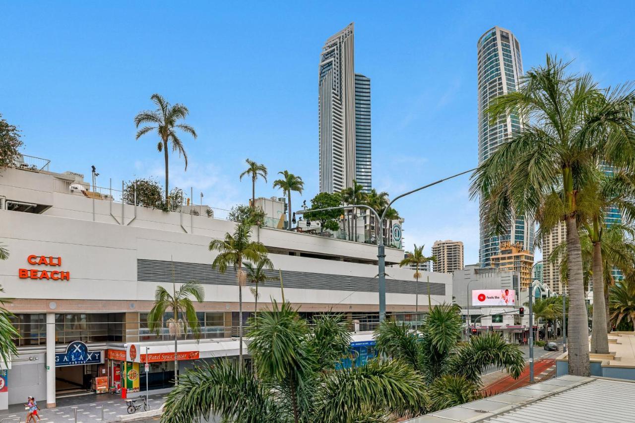Tequila Sunrise Hostel Gold Coast