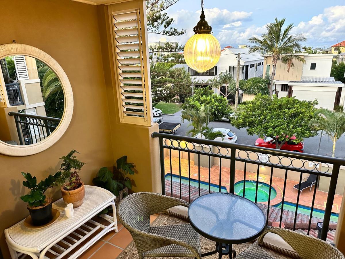 'little Mermaid' Location Walk To And Restaurants - Sleeps 4 Apartment Gold Coast