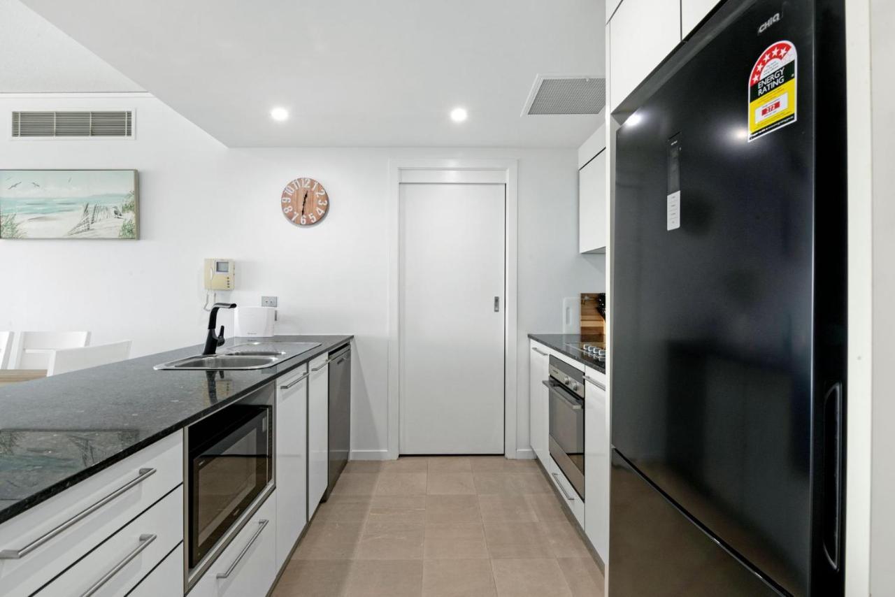 Apartment Fresh & Modern 2 Bedroom In Sierra Grand - Coasthm Gold Coast