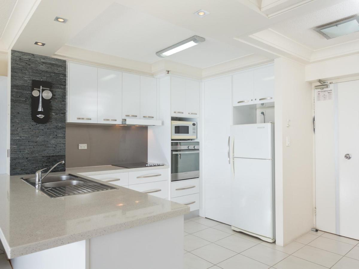 Apartment 2nd Avenue - Hosted By Burleigh Letting *