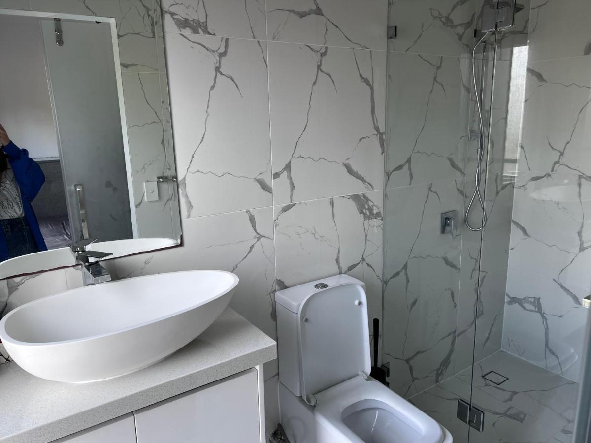 A5u3 * Gold Coast