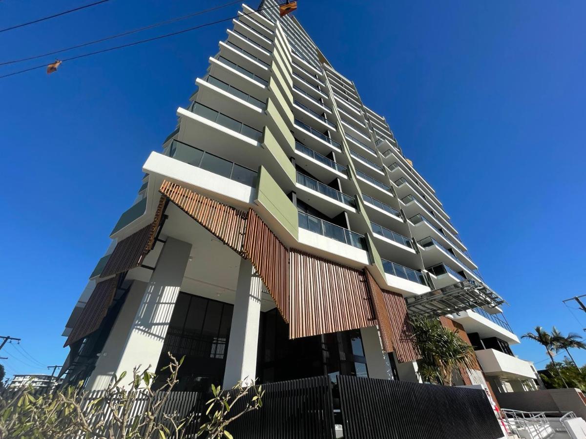 Ollies Place * Gold Coast